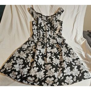 Calvin Klein Black/White/Silver Flowered Sleveless Size 14 New With Tags